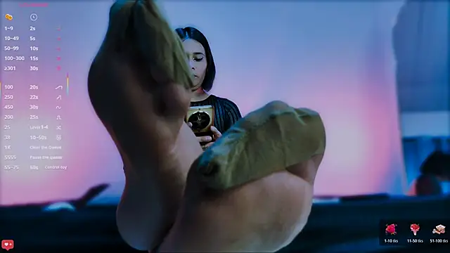 Snapshot of ScarlettRedsins chatting on February 12, 2026, 1:00 am ScarlettRedsins online show from February 12, 2026, 1:00 am