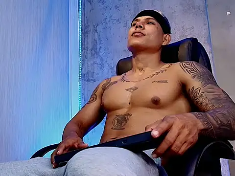 oruz stud online show from February 4, 2026, 3:40 pm