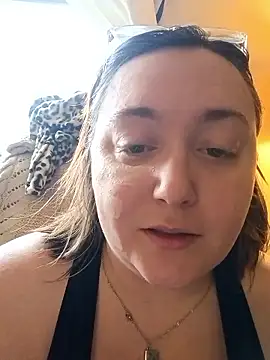 Snapshot of pinkcheetah12 chatting on February 11, 2026, 5:40 pm pinkcheetah12 online show from February 11, 2026, 5:40 pm