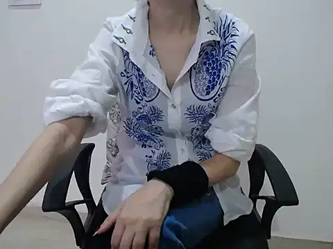 Farhana beautyfull online show from March 24, 2026, 4:39 am