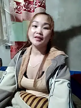 Snapshot of yula-bi chatting on March 9, 2026, 11:03 am yula-bi online show from March 9, 2026, 11:03 am