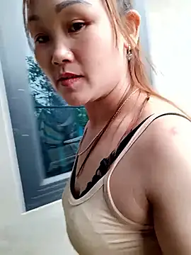 Snapshot of yula-bi chatting on March 17, 2026, 10:18 am yula-bi online show from March 17, 2026, 10:18 am