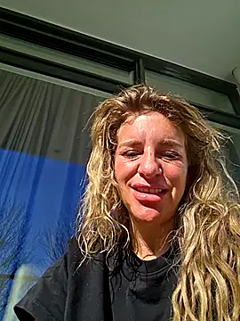 LaLynn online show from February 25, 2026, 11:31 am