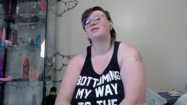 Pupghostt online show from May 14, 2026, 3:08 pm