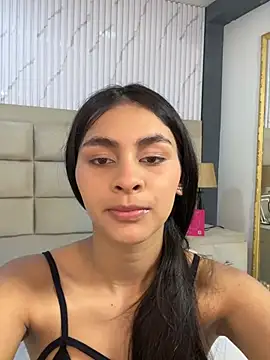 ManuelaEvans  online show from February 28, 2026, 8:43 pm