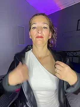 Snapshot of JennaMilf_ chatting on February 13, 2026, 8:16 pm JennaMilf online show from February 13, 2026, 8:16 pm