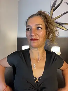 Snapshot of JennaMilf_ chatting on May 28, 2026, 5:43 pm JennaMilf online show from May 28, 2026, 5:43 pm