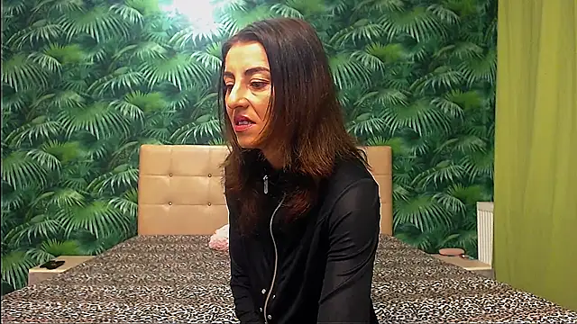 Snapshot of Stella_John chatting on January 10, 2025, 5:26 am Stella John online show from January 10, 2025, 5:26 am