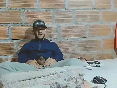 Alphamaster 92 online show from February 18, 2026, 11:17 am