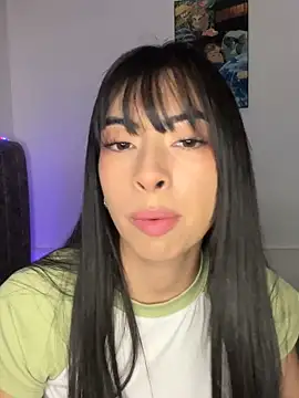 junorise23 online show from April 9, 2026, 3:28 am