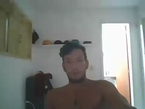 Snapshot of alpalo420 chatting on February 1, 2026, 8:35 am alpalo420 online show from February 1, 2026, 8:35 am