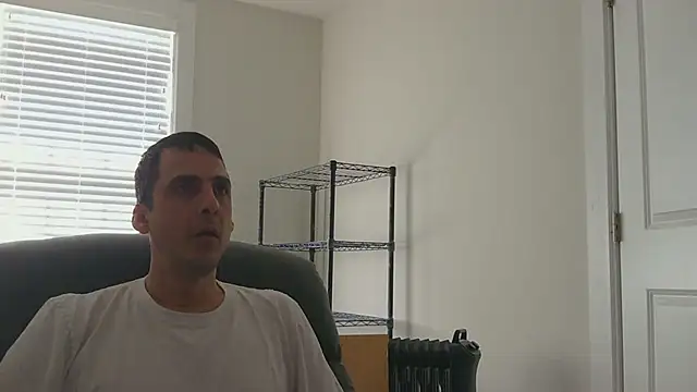 Snapshot of SissyJosh chatting on April 15, 2026, 5:42 pm SissyJosh online show from April 15, 2026, 5:42 pm