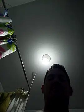 chico-en-tanga online show from April 14, 2026, 3:56 am