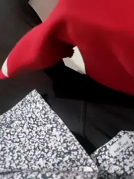 hydhunk26 online show from April 9, 2026, 8:03 pm