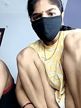 Curvy Kavya online show from March 8, 2026, 6:39 am