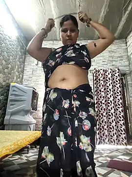 Snapshot of SexyKajal_758 chatting on February 26, 2026, 8:35 am SexyKajal 758 online show from February 26, 2026, 8:35 am