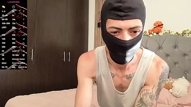 cute emmma online show from May 9, 2026, 11:48 am