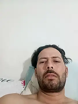 Snapshot of thonychatoA357 chatting on February 5, 2026, 3:55 am thonychatoA357 online show from February 5, 2026, 3:55 am