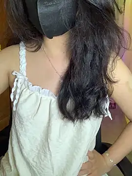 Sofiababy22 online show from April 1, 2026, 3:53 pm