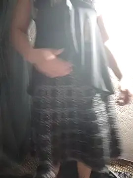 Snapshot of embe889 chatting on December 22, 2025, 10:56 am embe889 online show from December 22, 2025, 10:56 am