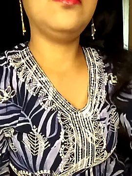 Snapshot of Deshi_bhabhi143 chatting on February 14, 2026, 6:43 am Deshi bhabhi143 online show from February 14, 2026, 6:43 am