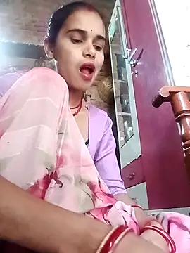 Fency Love143 online show from February 12, 2026, 10:32 am