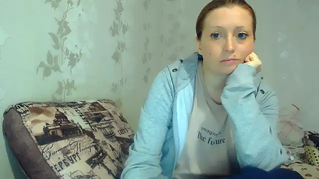 CrystallAngel online show from February 15, 2026, 2:25 pm