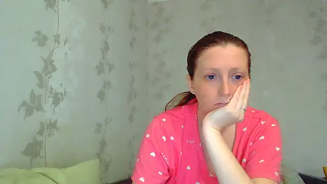 CrystallAngel online show from March 18, 2026, 1:47 pm