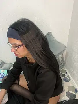 ValentinaEvanz online show from March 1, 2026, 6:26 am