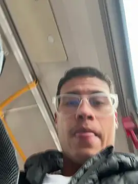 Latin Paisa Boy online show from February 13, 2026, 1:07 pm