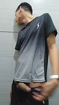 LeonS 20cm online show from February 23, 2026, 10:29 pm