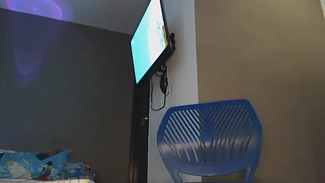 Millan DarkWood online show from March 3, 2026, 10:48 pm