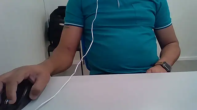 Moreno Casado Safado online show from June 26, 2026, 7:46 am