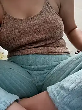 ShamaParvin online show from February 6, 2026, 11:57 am