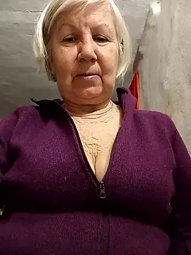 Snapshot of KlaudiaDarling chatting on January 13, 2026, 4:12 pm KlaudiaDarling online show from January 13, 2026, 4:12 pm