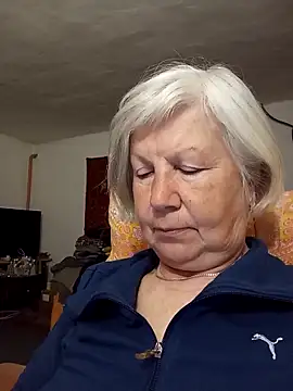 KlaudiaDarling online show from March 27, 2026, 11:04 pm