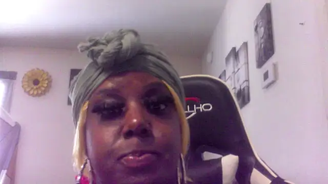 Babyboo3620 online show from May 19, 2026, 4:57 pm