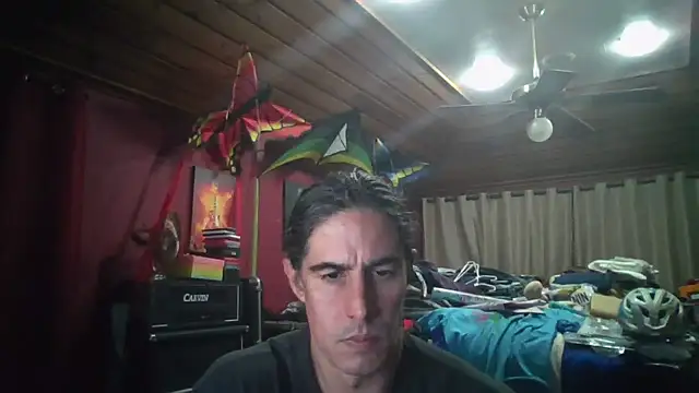 koolchillfun696969 online show from December 23, 2025, 4:21 am