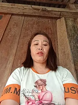 dakota-kis online show from April 9, 2026, 12:32 am