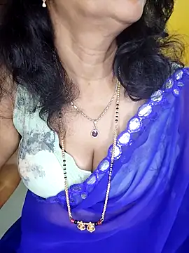 Snapshot of Maya_kannada chatting on May 8, 2026, 6:24 pm Maya kannada online show from May 8, 2026, 6:24 pm