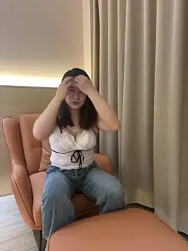 Snapshot of mo-mo-69 chatting on April 6, 2026, 1:25 am mo-mo-69 online show from April 6, 2026, 1:25 am