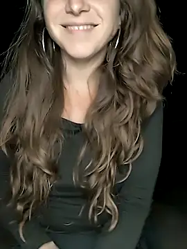 Snapshot of NickiiBianca chatting on February 11, 2026, 1:10 am NickiiBianca online show from February 11, 2026, 1:10 am