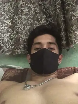 Snapshot of karan72819 chatting on March 27, 2026, 5:46 am karan72819 online show from March 27, 2026, 5:46 am