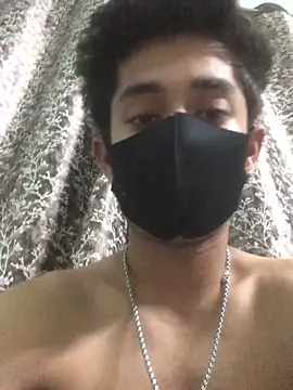 Snapshot of karan72819 chatting on March 28, 2026, 8:19 pm karan72819 online show from March 28, 2026, 8:19 pm