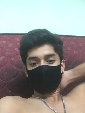 Snapshot of karan72819 chatting on April 1, 2026, 1:23 pm karan72819 online show from April 1, 2026, 1:23 pm