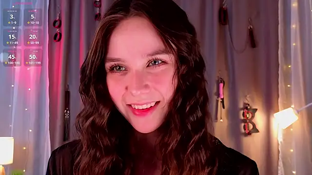 KiraYukimura online show from April 22, 2026, 5:43 am