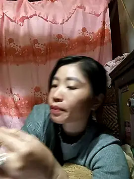 Snapshot of Hiniyk2 chatting on March 10, 2026, 5:34 am Hiniyk2 online show from March 10, 2026, 5:34 am