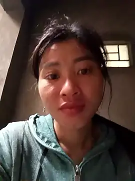 Snapshot of Hiniyk2 chatting on March 11, 2026, 6:41 am Hiniyk2 online show from March 11, 2026, 6:41 am