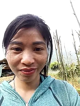 Snapshot of Hiniyk2 chatting on March 24, 2026, 2:16 am Hiniyk2 online show from March 24, 2026, 2:16 am