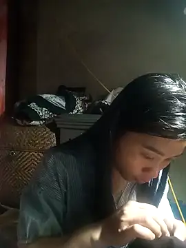 Snapshot of Hiniyk2 chatting on March 24, 2026, 2:33 pm Hiniyk2 online show from March 24, 2026, 2:33 pm